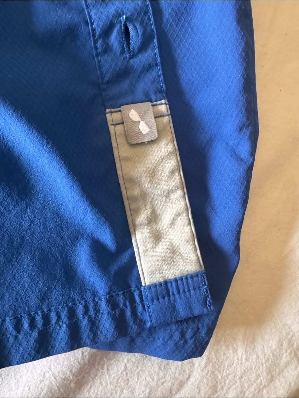 Columbia Men’s Bright Blue Short-Sleeve Button-Down Shirt - Picture 5 of 11